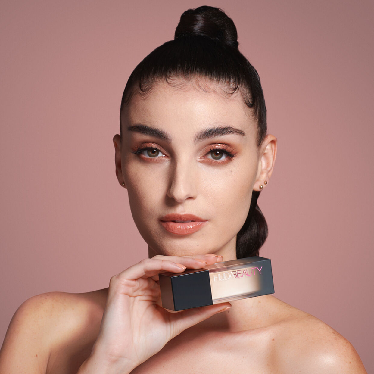 Huda Beauty FauxFilter Full Coverage liquid Foundation 35ml