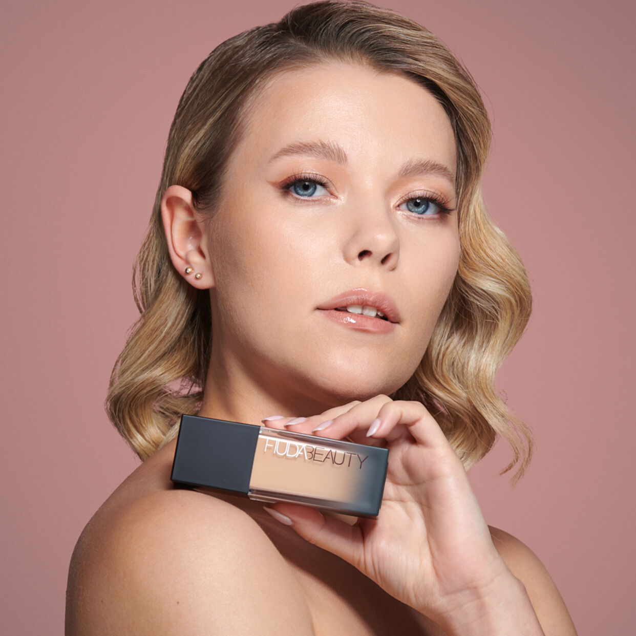 Huda Beauty FauxFilter Full Coverage liquid Foundation 35ml