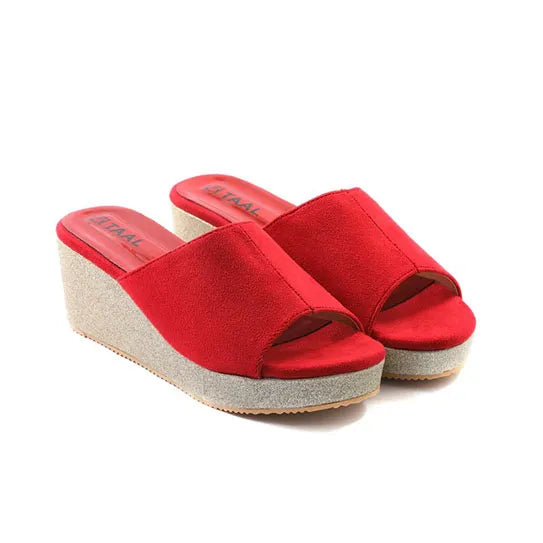 Sora Mehroon wedge Slippers