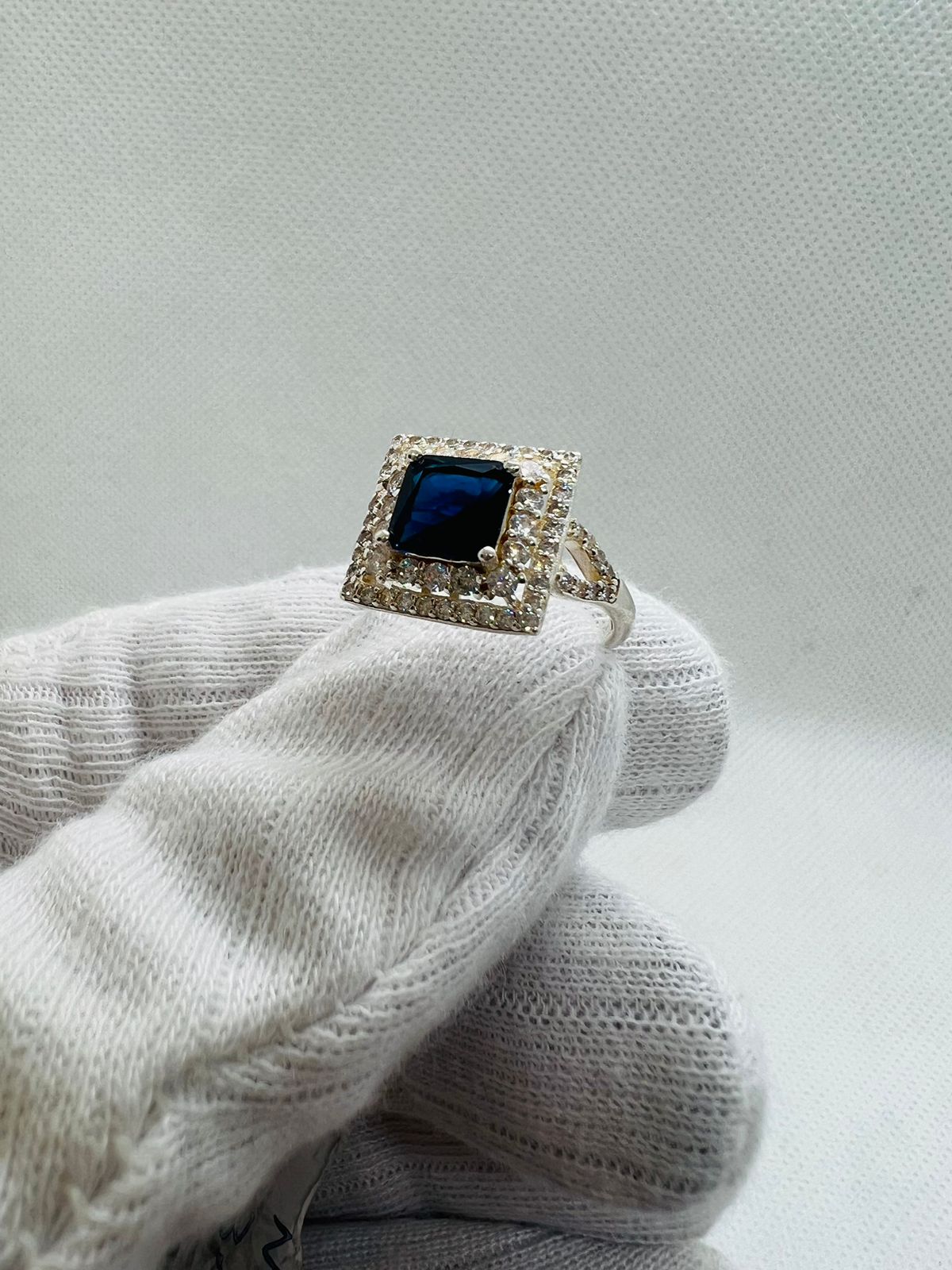 Saphhire silver ring