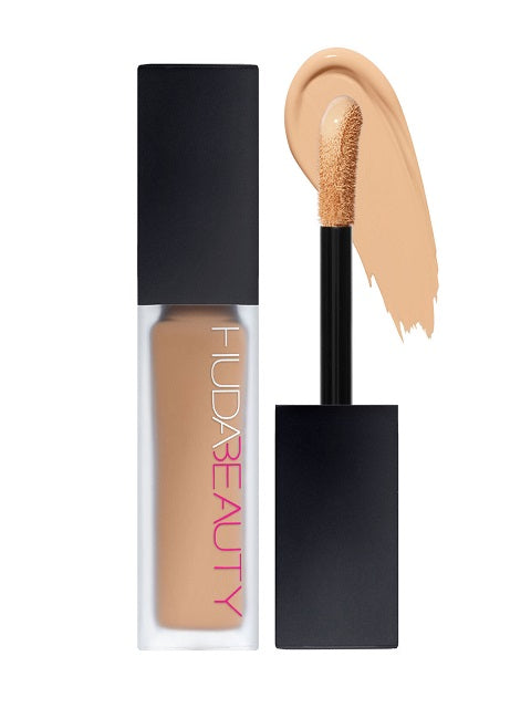 Huda Beauty FauxFilter Luminous Matte Concealer