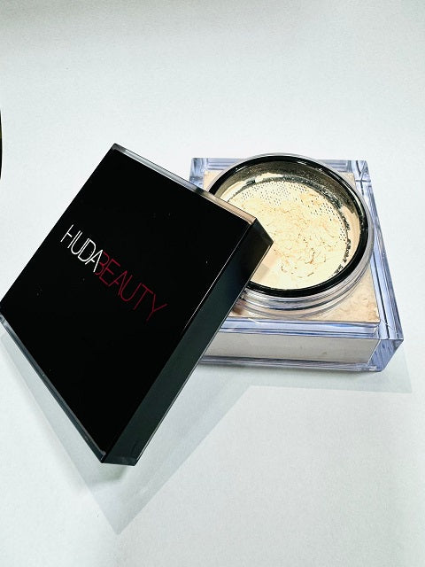 Huda Beauty Easy Bake Loose powder 20g