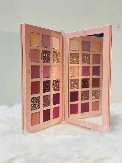 New Nude Eyeshadow Palette by Hudabeauty - Khayest