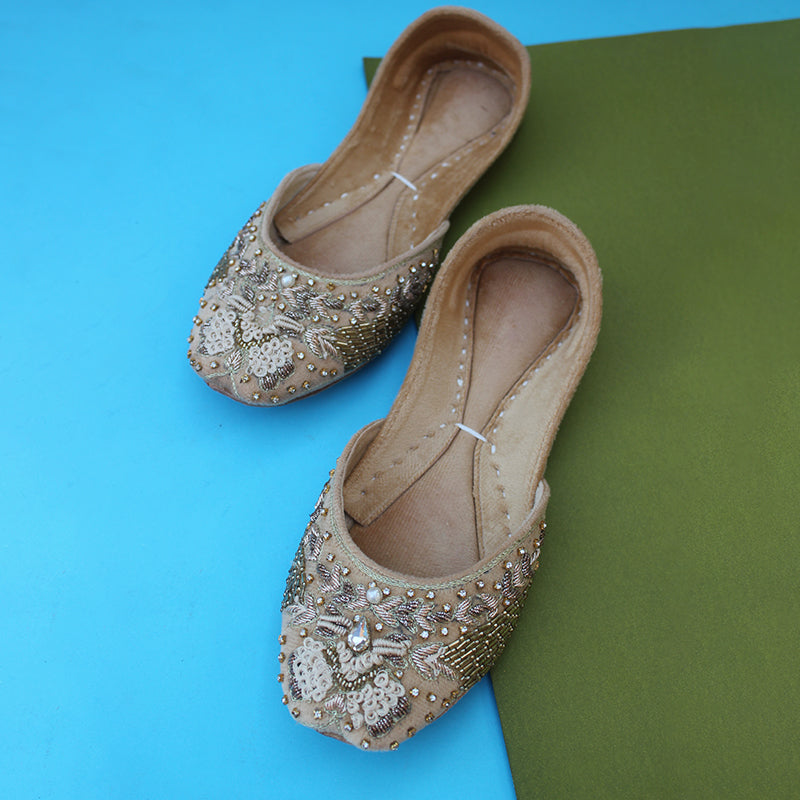 Golden Fancy Khussa