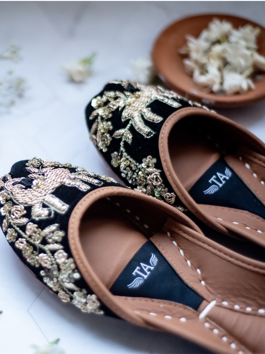 Black Fancy Khussa