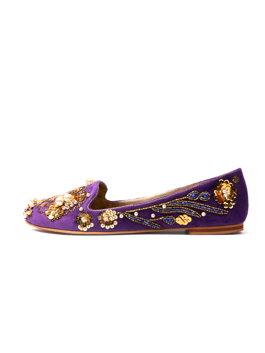 Women Embroidery Pumps