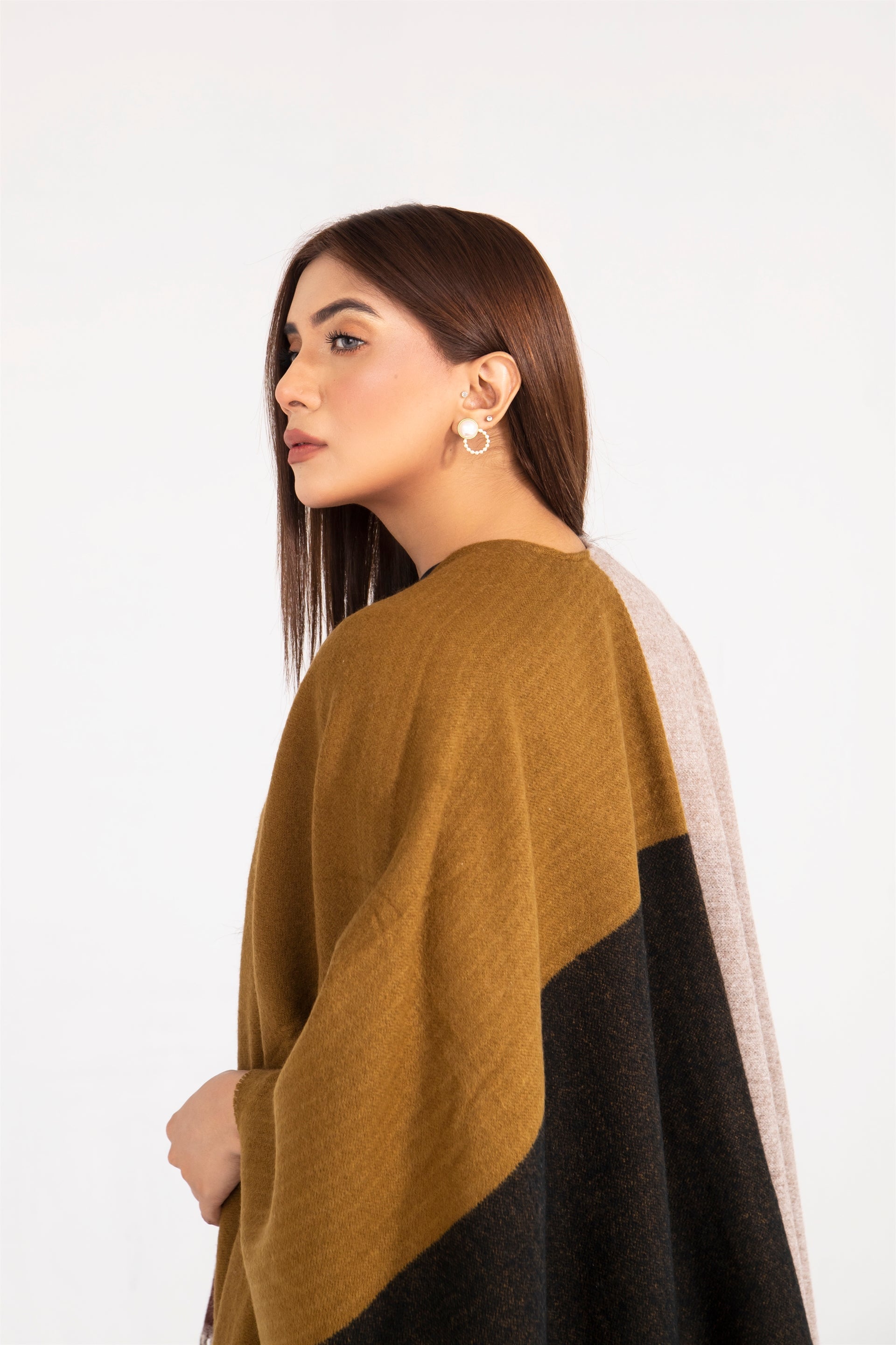 Cape Shawl 02