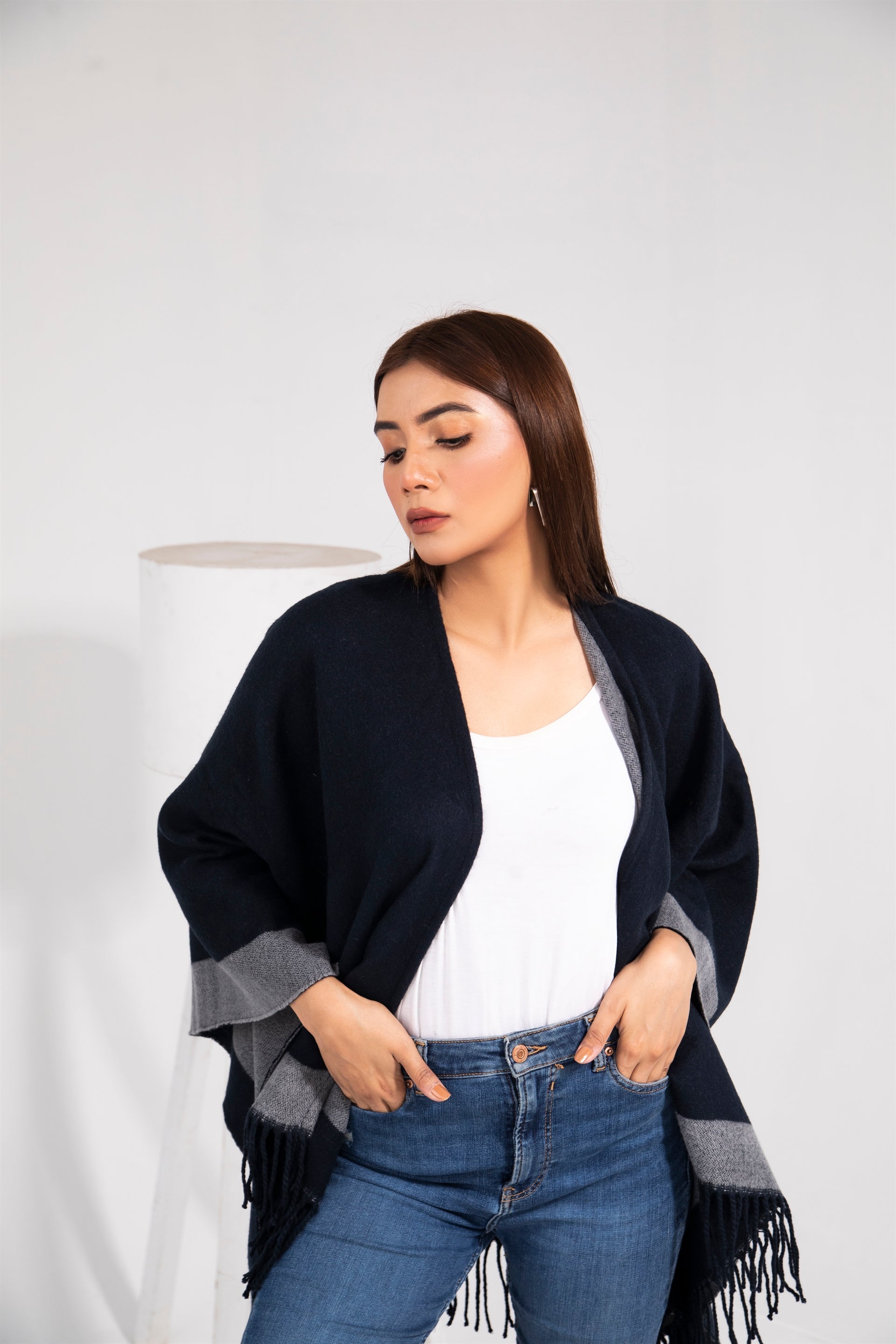 Cape Shawl 06