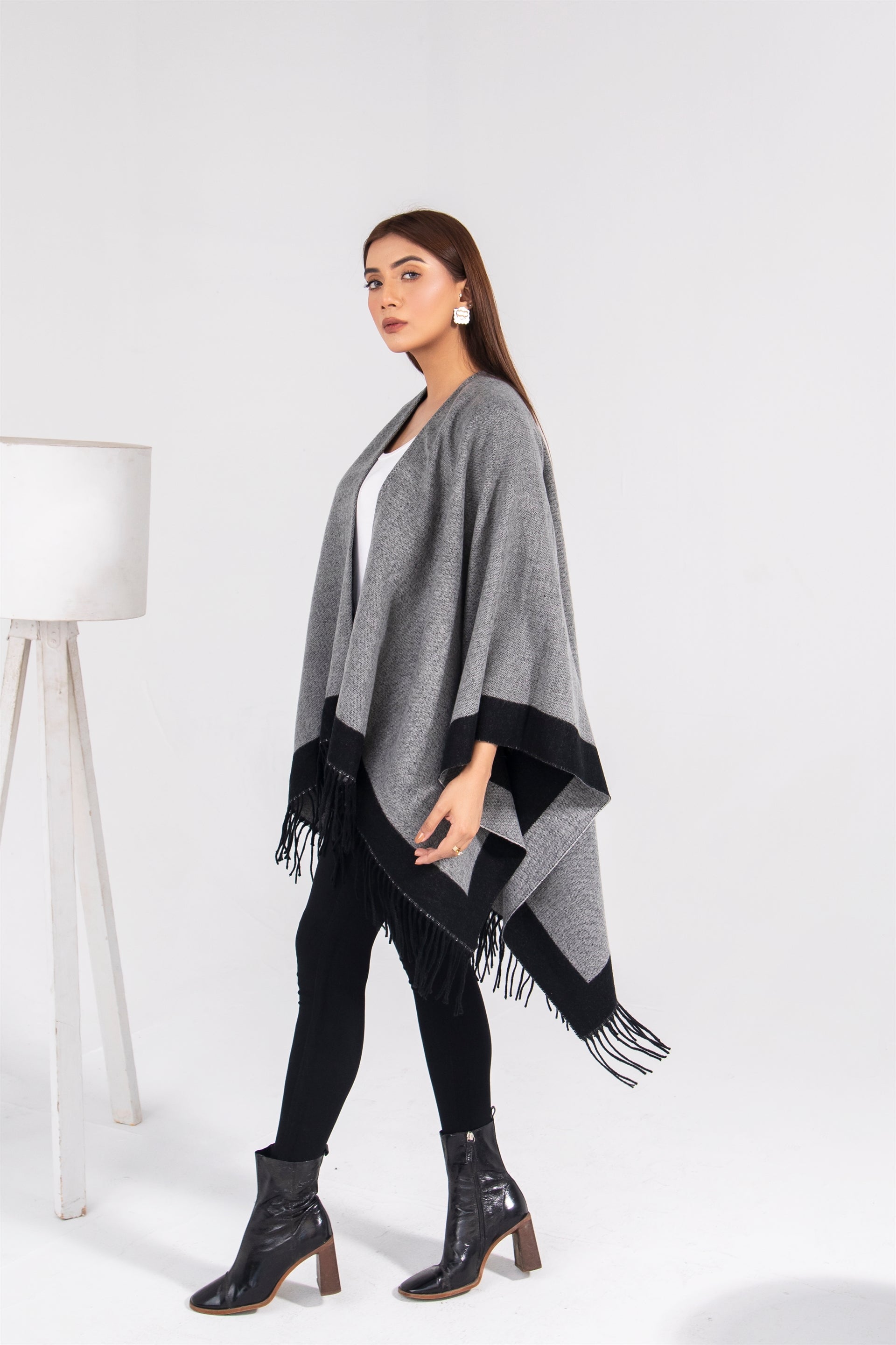 Cape Shawl 07