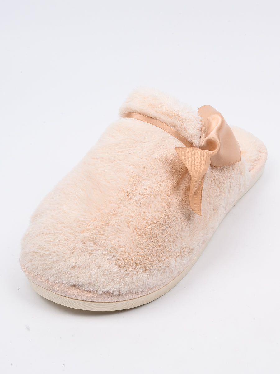 Fluffy slippers for women hotsell