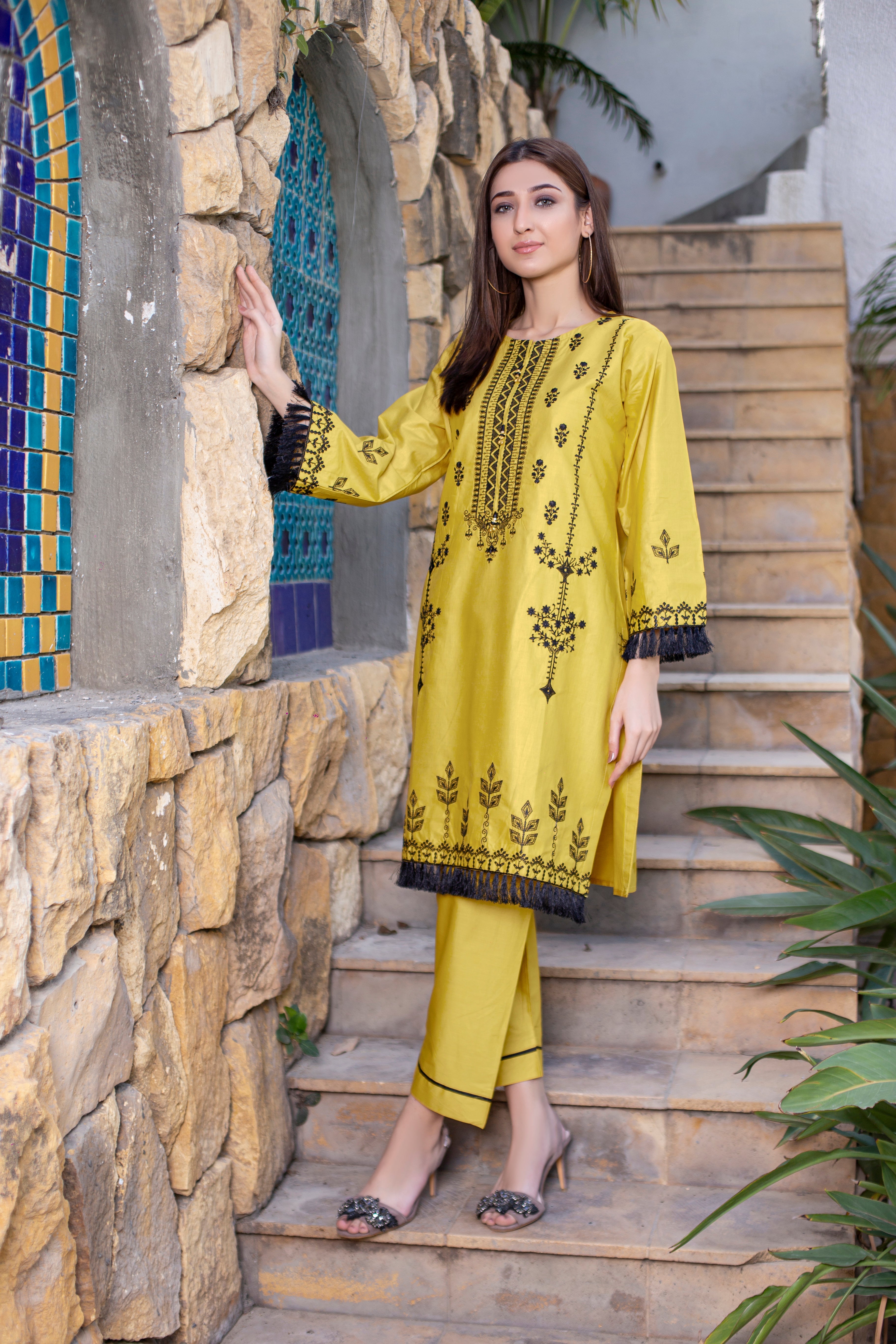 2 Pc embroidered cotton-KUW-10052