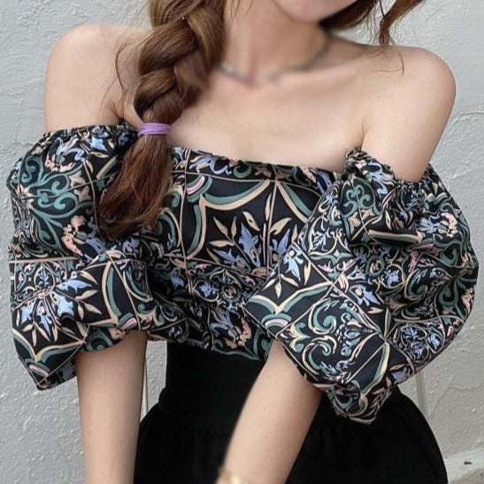 Patterned Puff-sleeve Top