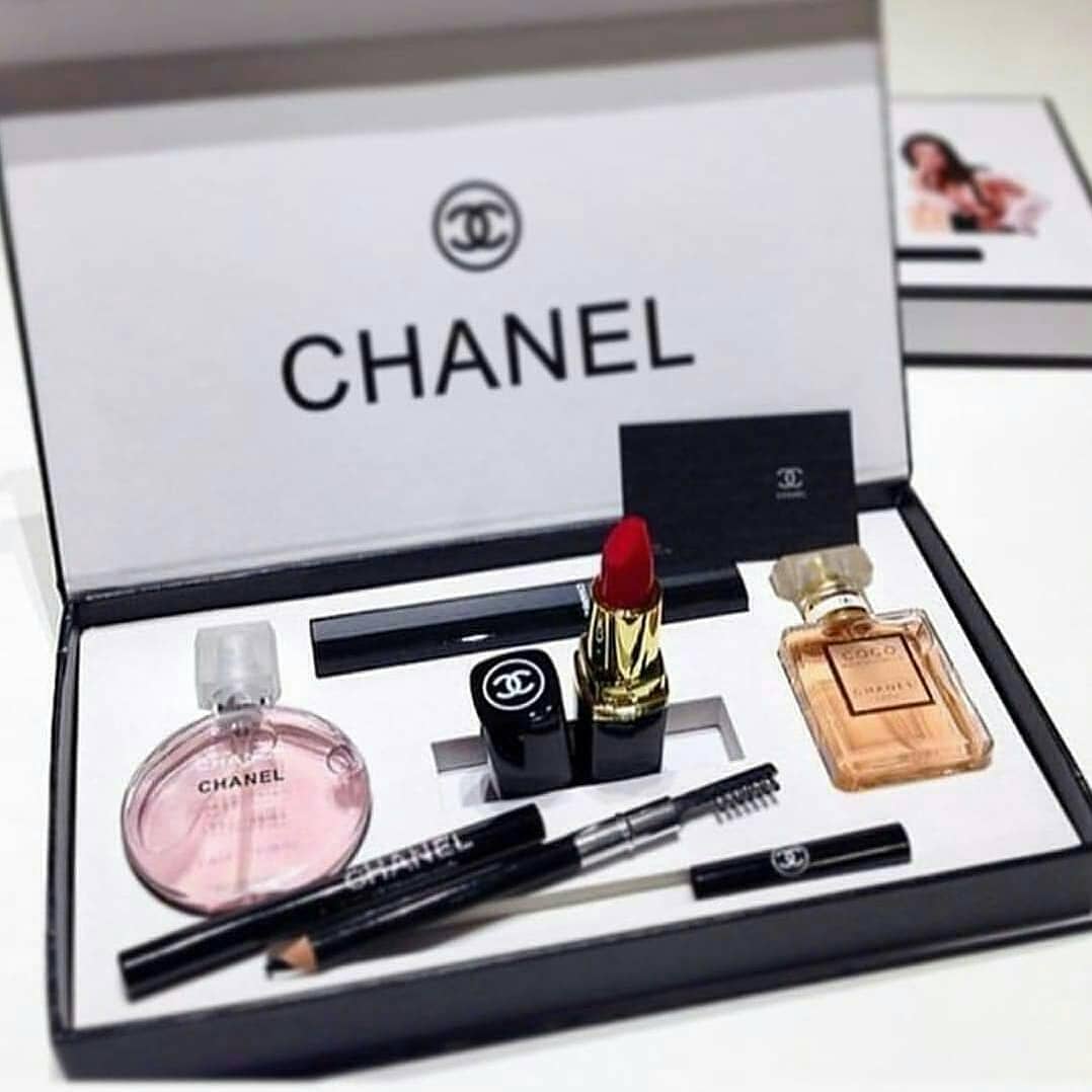5 in 1 CHANEL Box