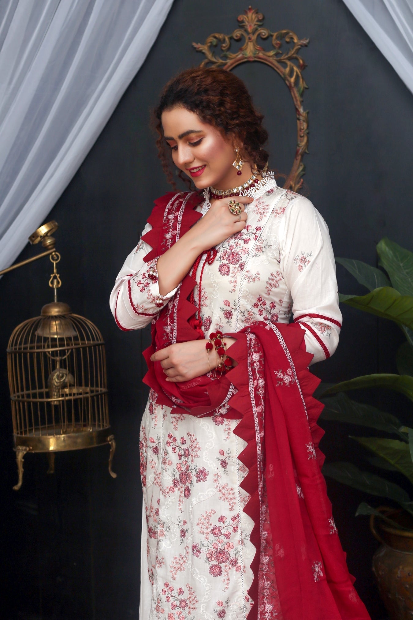 3 PC - Embroidered Lawn Suit