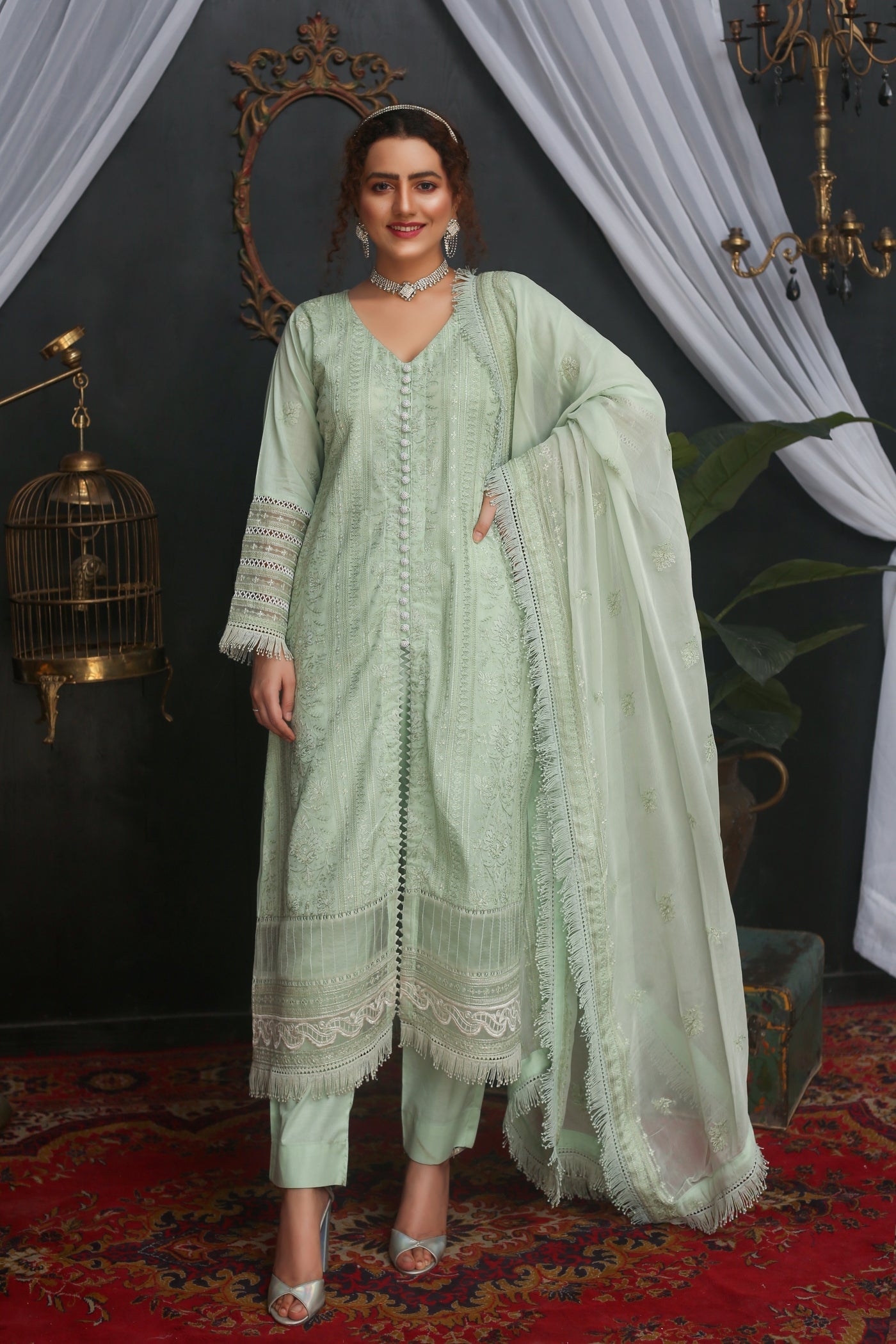 3 PC - Embroidered Lawn Suit