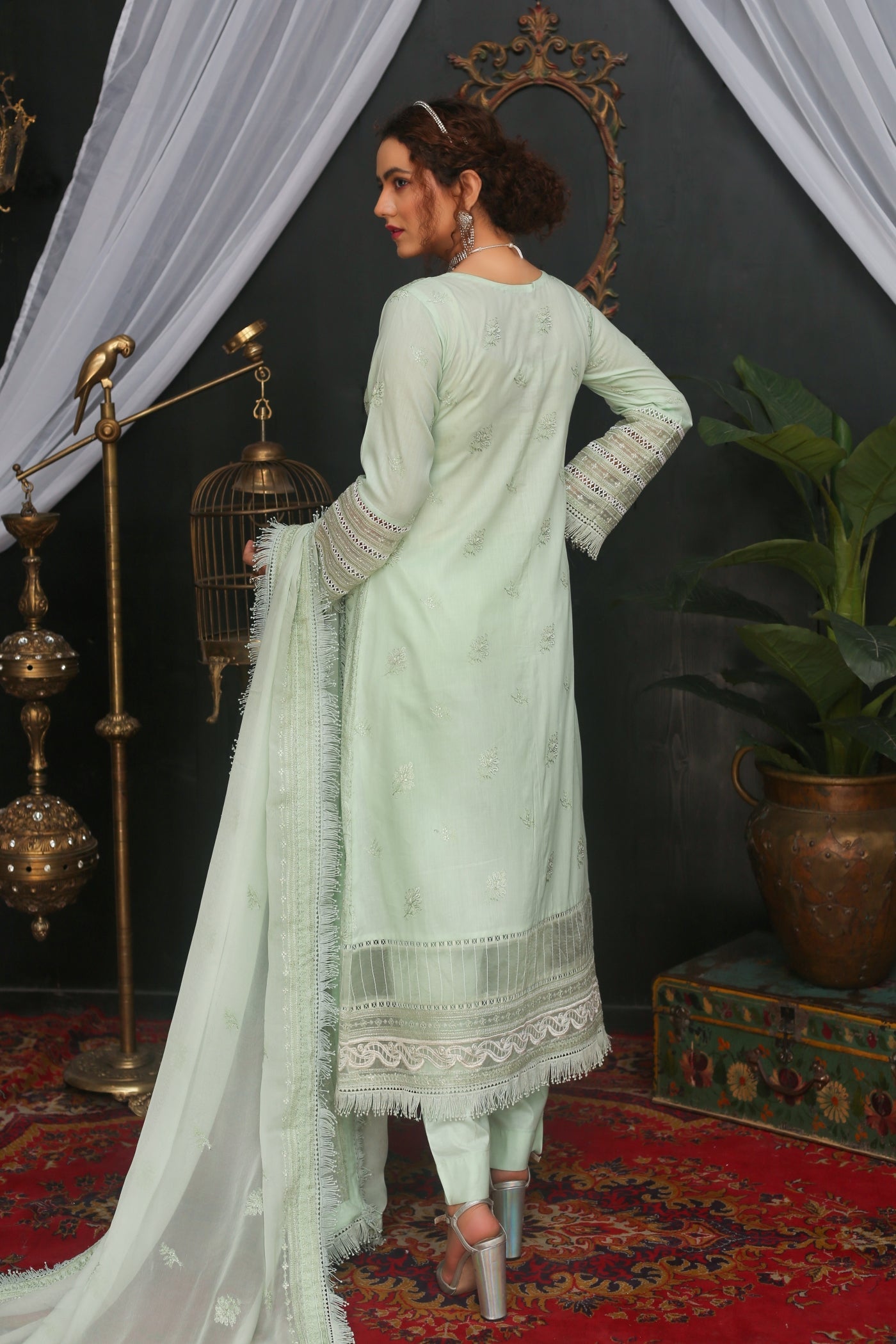 3 PC - Embroidered Lawn Suit