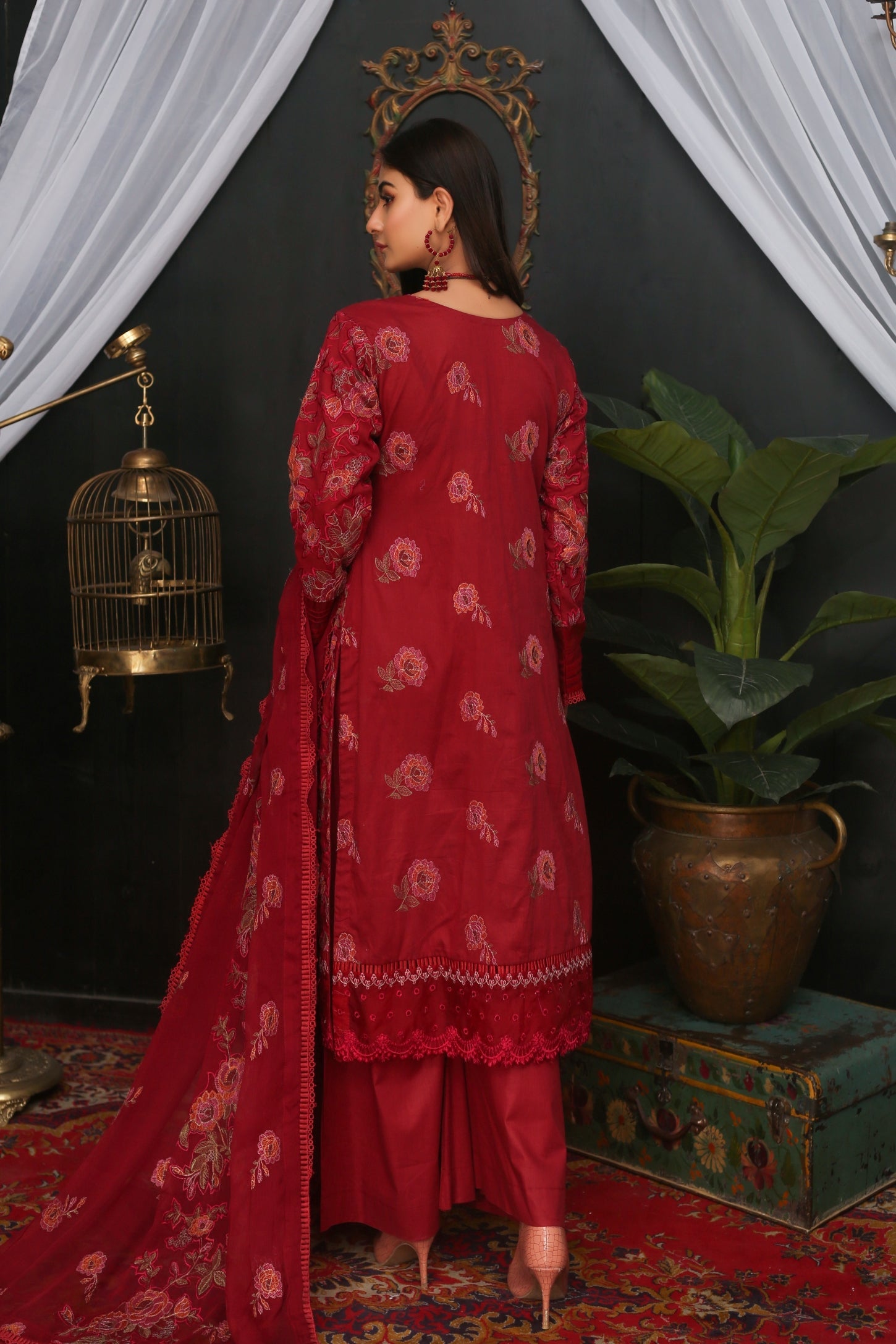 3 PC - Embroidered Lawn Suit