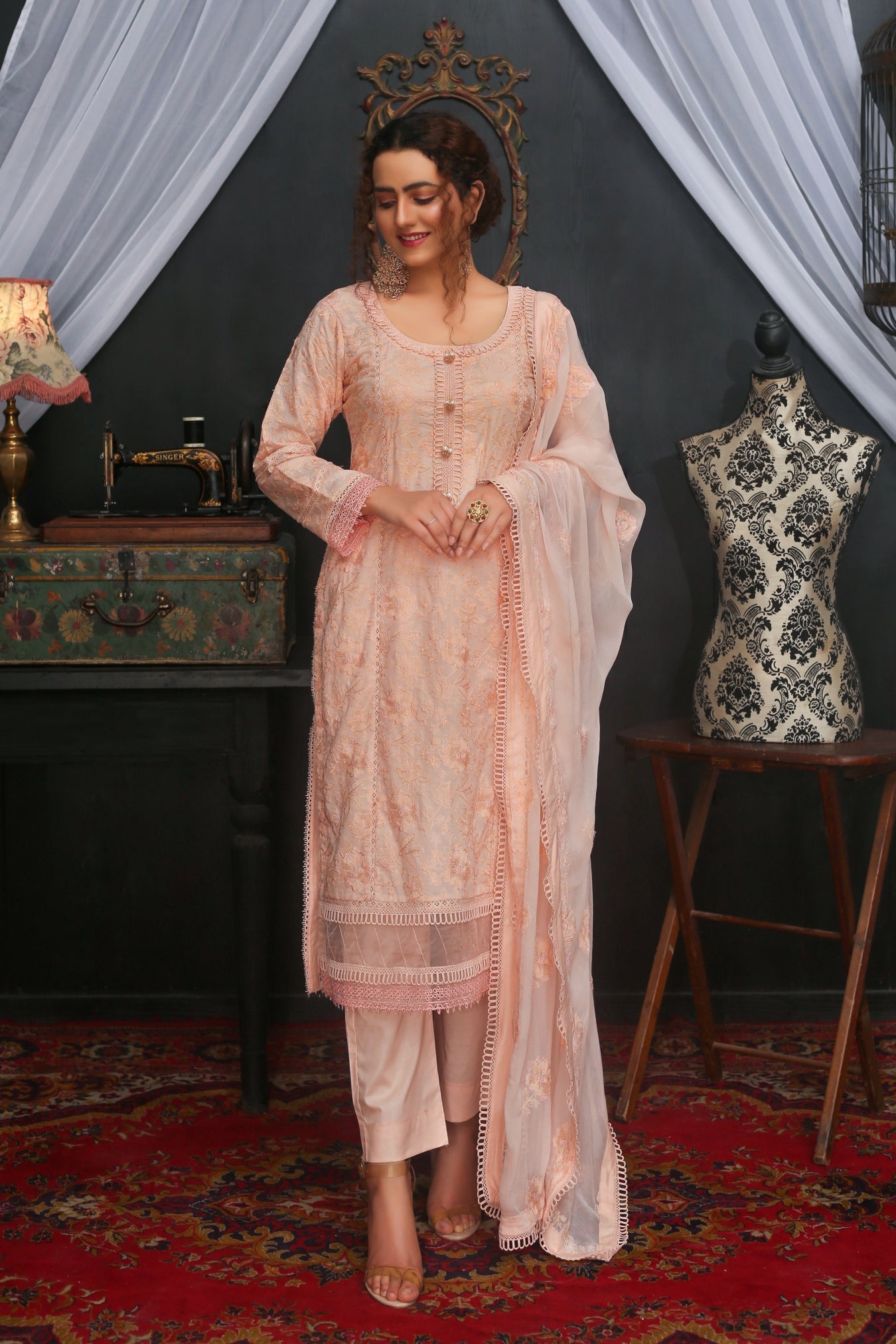 3 PC - Embroidered Lawn Suit