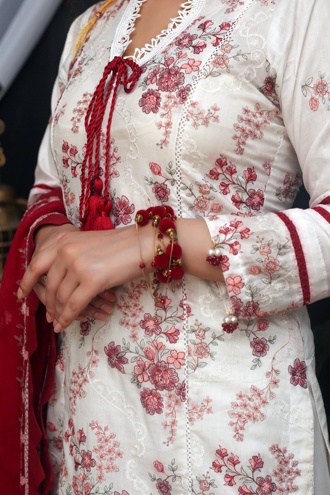 3 PC - Embroidered Lawn Suit